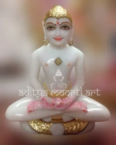 beautiful jain mahaveer swami statue